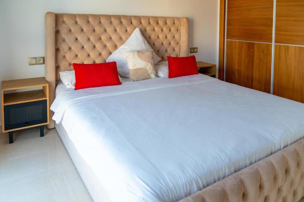 Bleu Host Asilah Apartment Екстериор снимка
